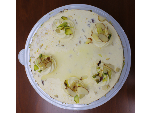Mawa Malai Eggless Cake (15.9oz)
